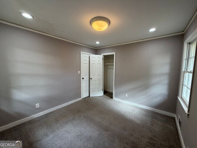 Building Photo - 109 Scarlett Dr