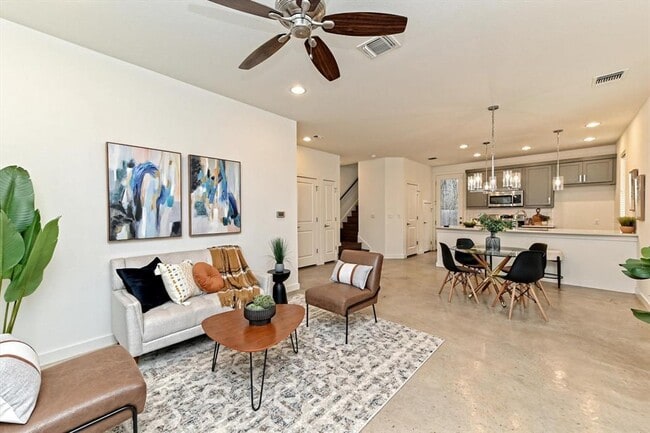 Building Photo - 1912 Bunche Rd