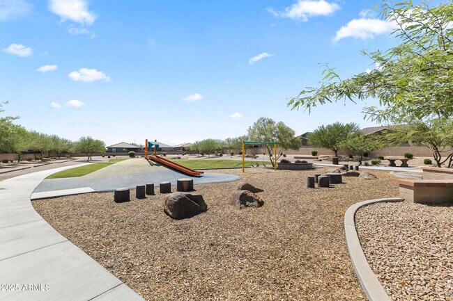 Building Photo - 2603 S Barks Canyon Trail