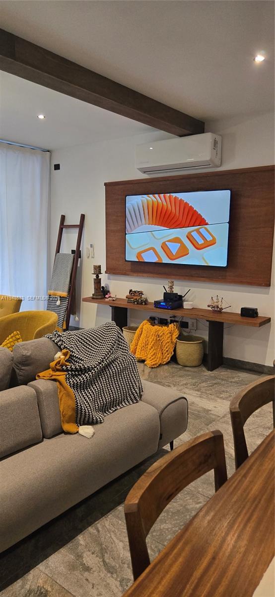 Building Photo - 121 Calle 23, entre 28 y 30, Centro