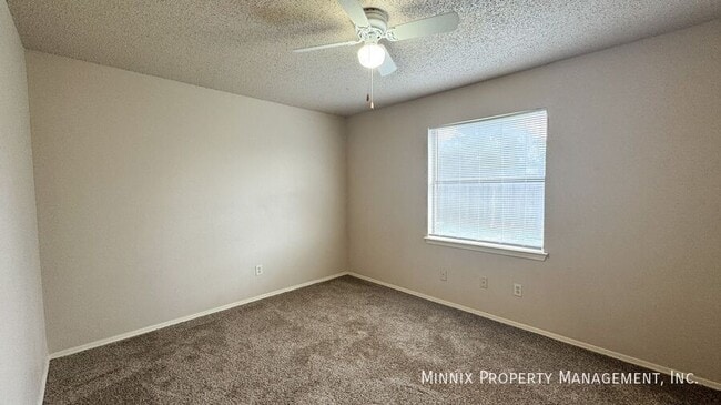 Building Photo - 2411 93rd Pl