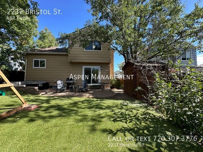 Building Photo - 2237 Bristol St