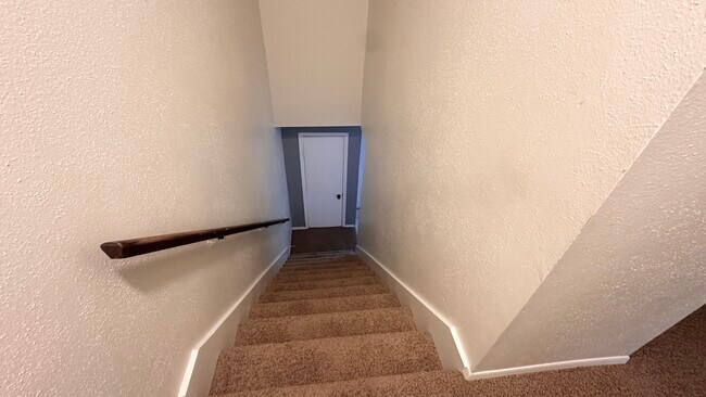 Building Photo - 4205 Benard Ct