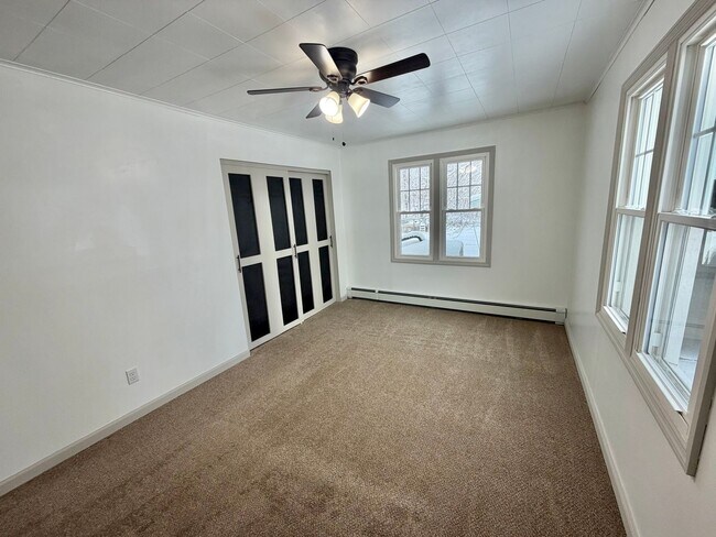 Building Photo - PRICE REDUCED!! Gorgeous Newly Renovated 4 BR, 2 BA on .71 acres