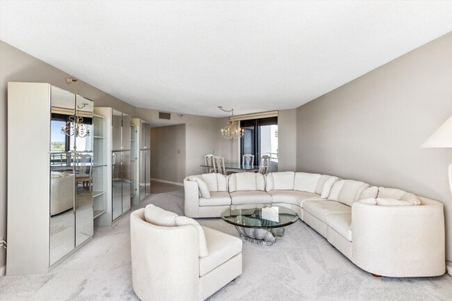 Building Photo - 5950 Pelican Bay Plaza S