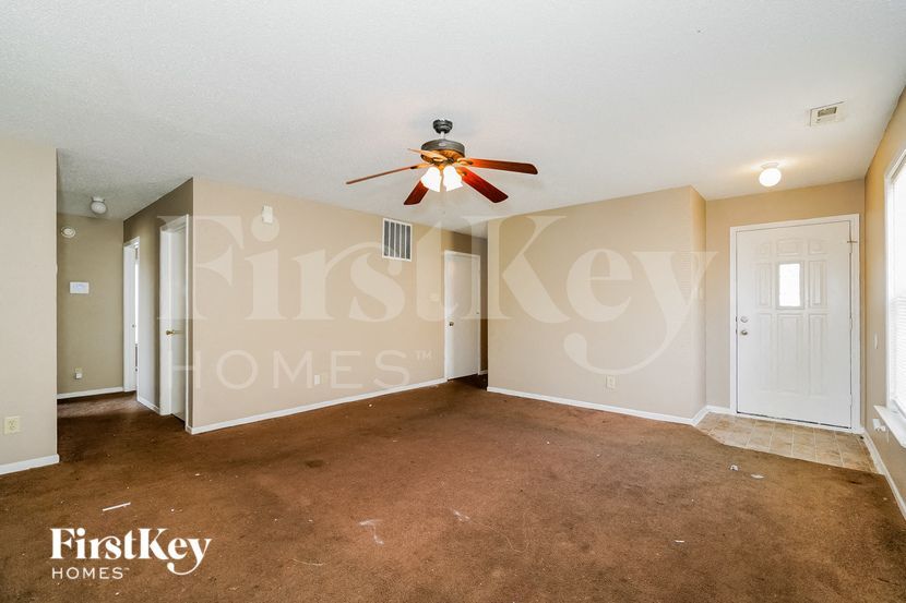 Building Photo - 7719 Brandenburg Way