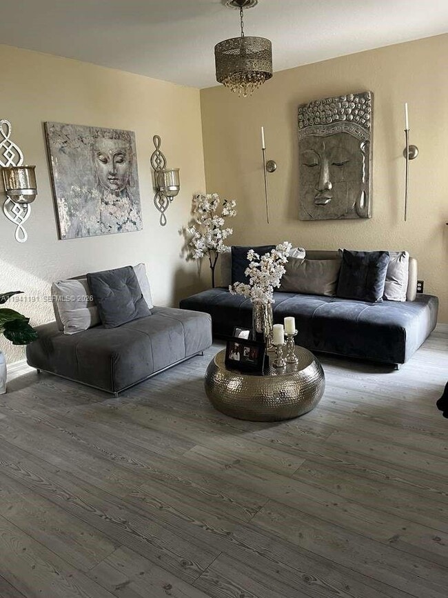 Building Photo - 1531 SE 20th Rd