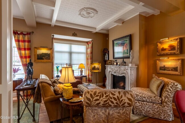 Building Photo - 164 High Rock Ave