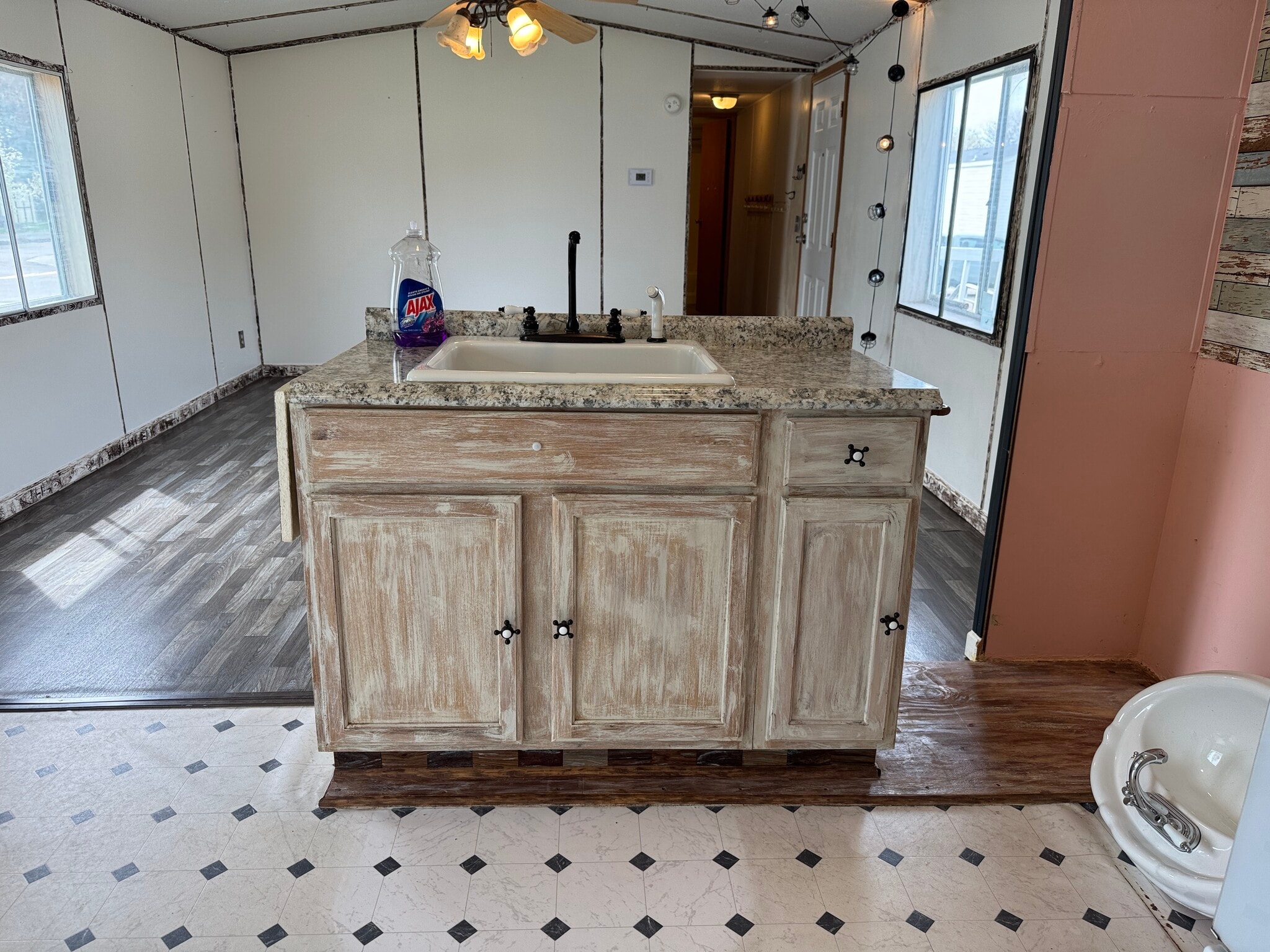 Building Photo - 48592 Leafdale Ct