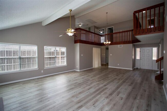 Building Photo - 12818 Ashford Meadow Dr