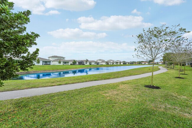 Building Photo - 13679 Date Palm Ct