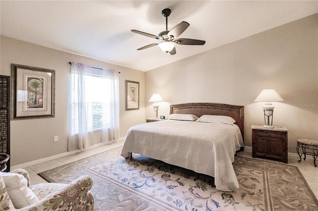 Building Photo - 323 Monaco Dr