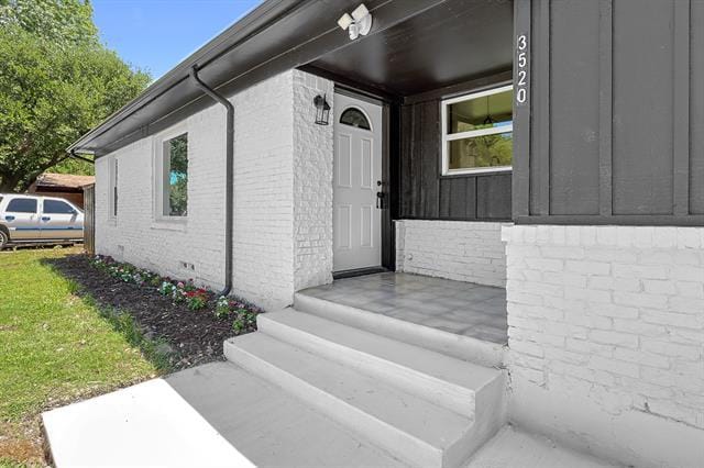 Building Photo - 3520 Sidney Dr