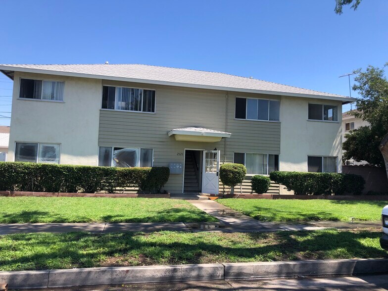 front of the fourplex - 2323 W West Ave