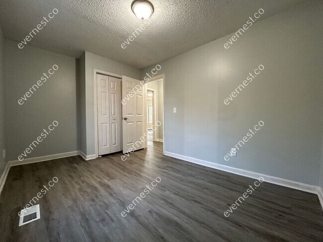 Building Photo - 1214 Bolton Rd NW