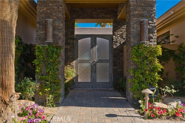 Building Photo - 57780 Troon Way