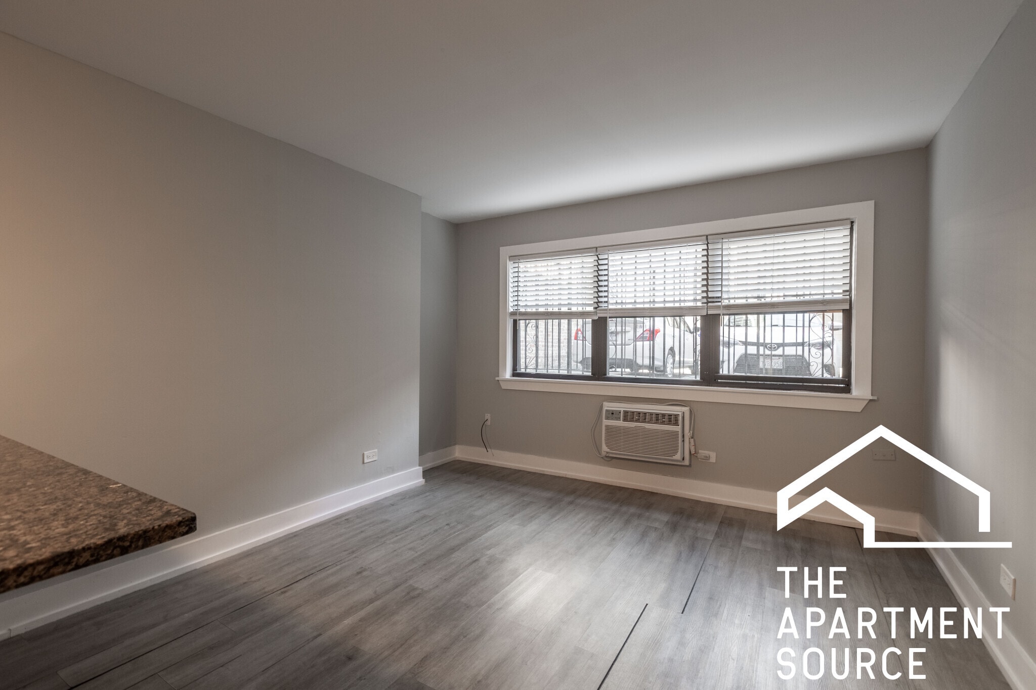 Building Photo - 1437 N Dearborn St