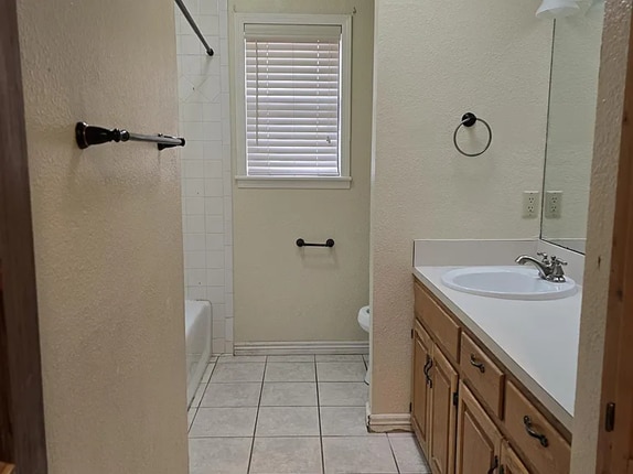 Building Photo - 906 Pearson Dr