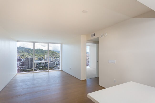 Primary Photo - Surround Yourself in Luxury! Symphony Honolulu!