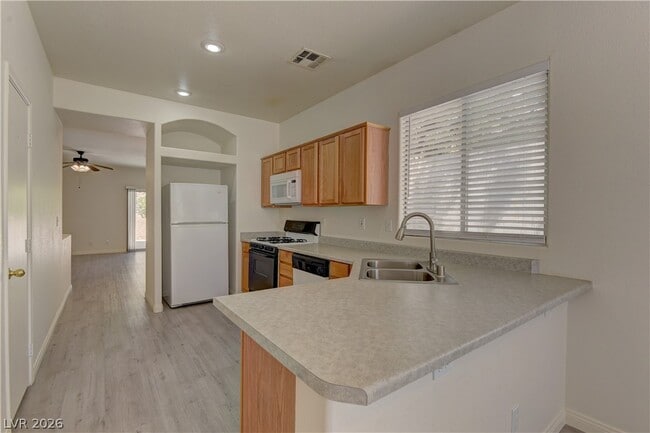 Building Photo - 4613 Rising Cove St