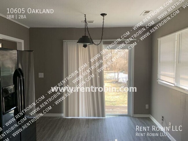 Building Photo - 10605 Oakland-