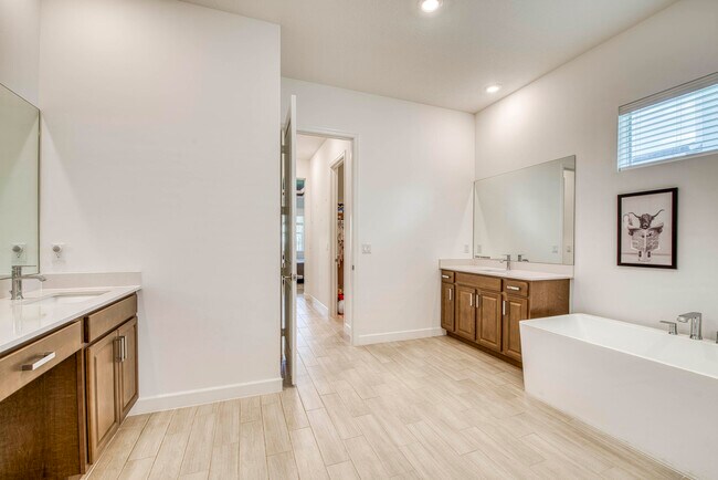 Building Photo - 19017 Fly Rod Run