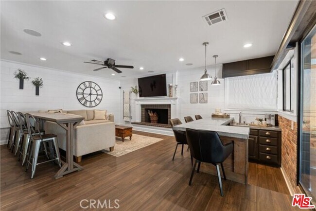 Building Photo - 2729 Parton Cir