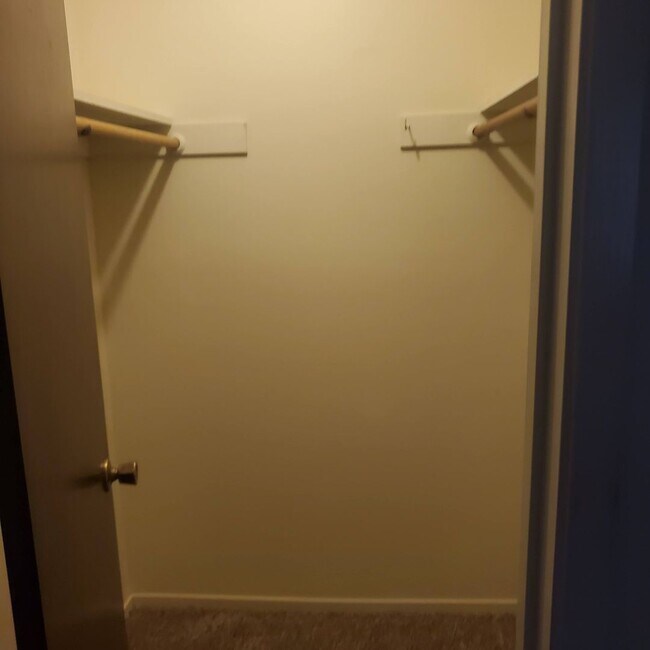 Building Photo - Location, Location! Easy Living in Walnut Creek near Heather Farms/John Muir