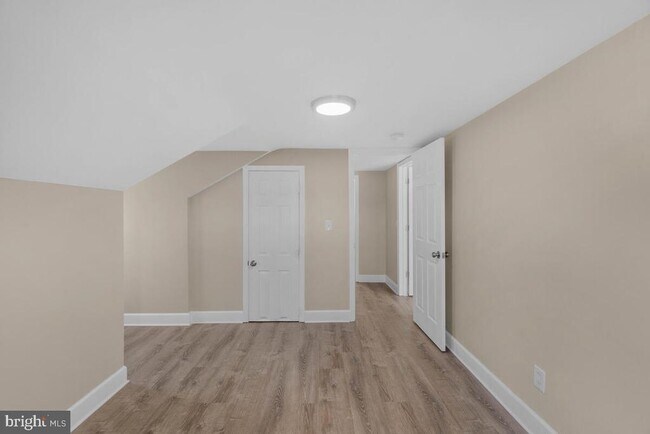 Building Photo - 332 Ridge Rd