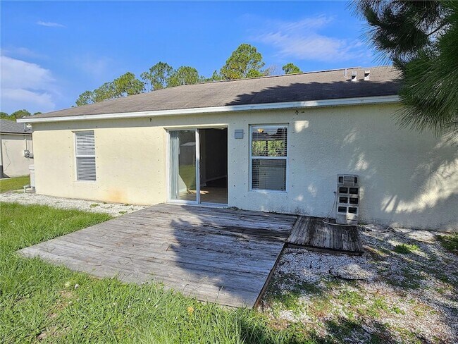Building Photo - 2856 Billberry St