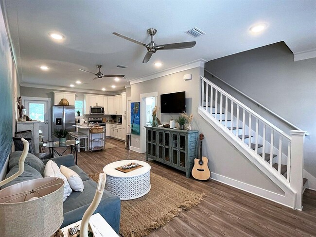 Building Photo - 44 N Sand Palm Rd