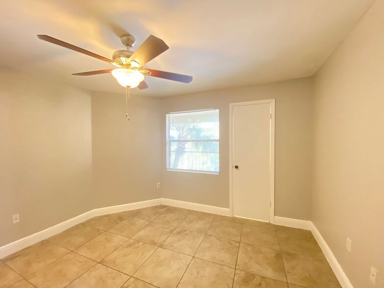 Building Photo - 3020 Parkway Blvd