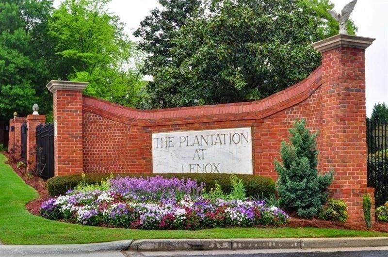 Buckhead, Gated, Private - 25116 Plantation Dr NE