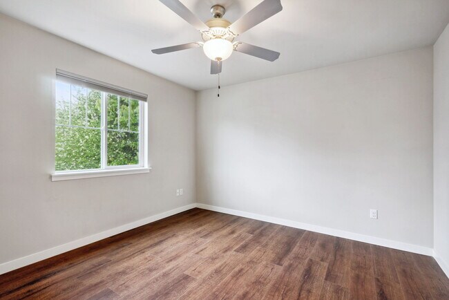 Building Photo - 7923 161st Street Ct E