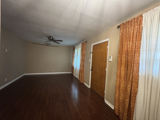 Building Photo - 3608 Edgemont Dr