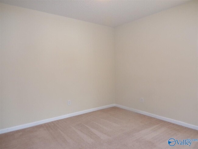 Building Photo - 4816 SE Brownston Ct
