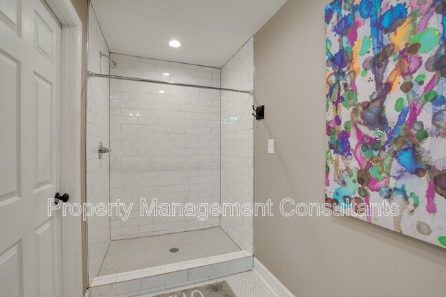 Building Photo - 805 Rison Ave NE