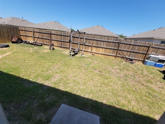 Building Photo - 3610 Batson Dr