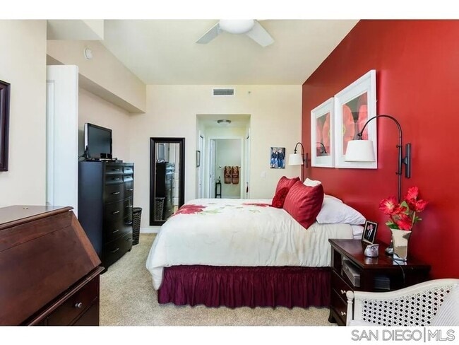 Building Photo - 1431 Pacific Hwy