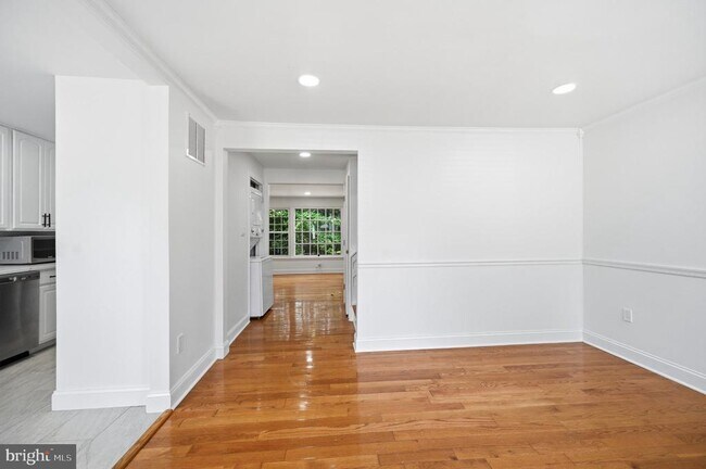 Building Photo - 1214 Fox Run Pl