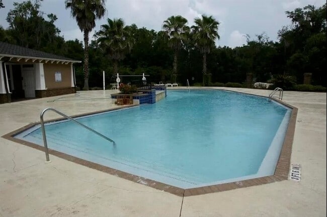 Building Photo - 1992 Greencastle Ln