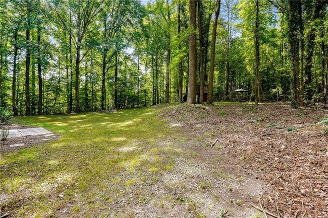 Building Photo - 2885 Webb Rd