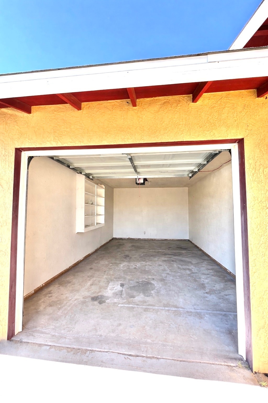 1 Car garage/ & storage - 6688 National Park Dr