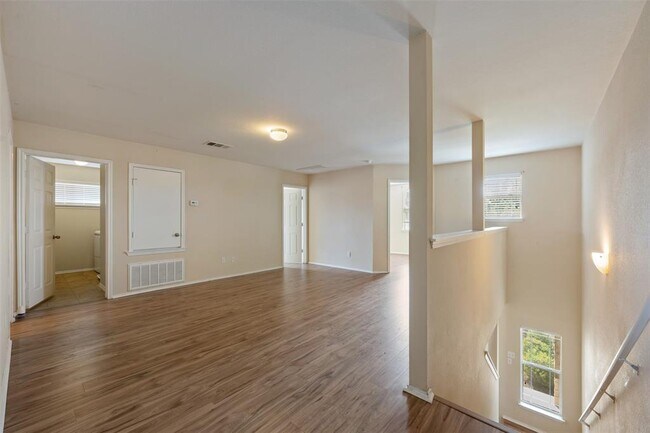 Building Photo - 13405 Lismore Ln