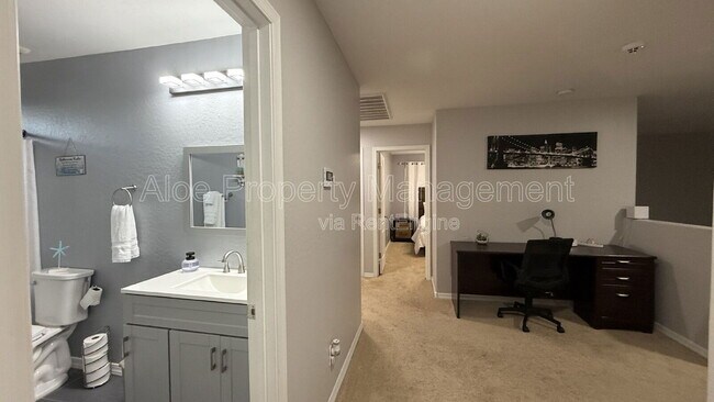 Building Photo - 3552 N Excalibur Pl