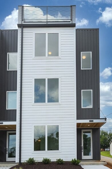 Building Photo - 522 Cliff Cir