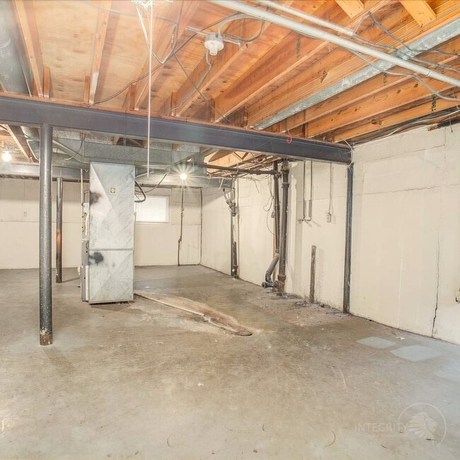 Building Photo - 3305 Bridge Manor Dr
