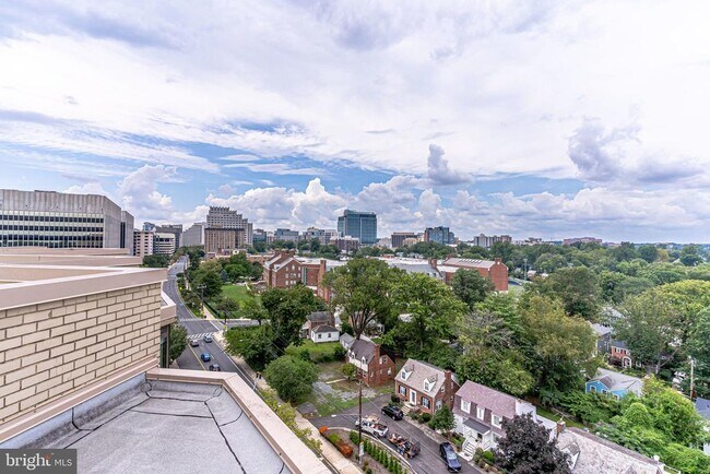 Building Photo - 4242 East-West Hwy