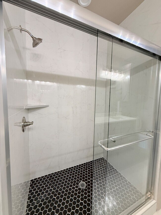 Building Photo - 520 Nabi Dr