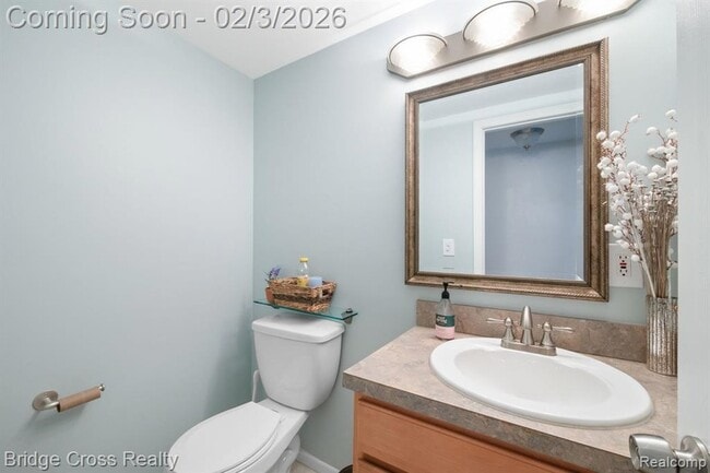 Building Photo - 4811 Mansfield Ave